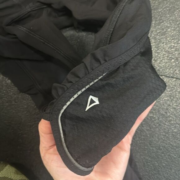 Ivivva Lululemon kids yogas - Picture 7 of 13